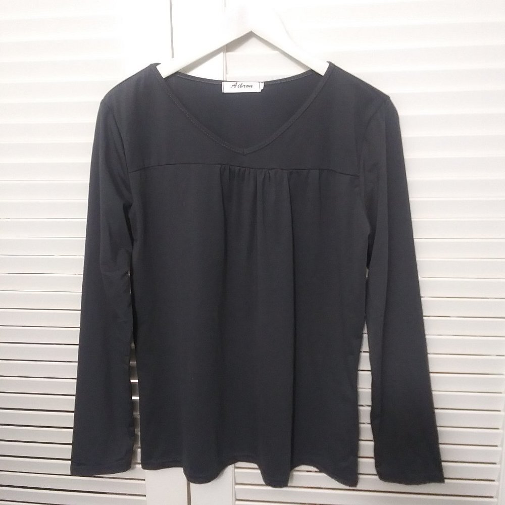Aibrou Tee Womens X Large New with Tag Long Sleeve Gray Cotton Spandex Pullover